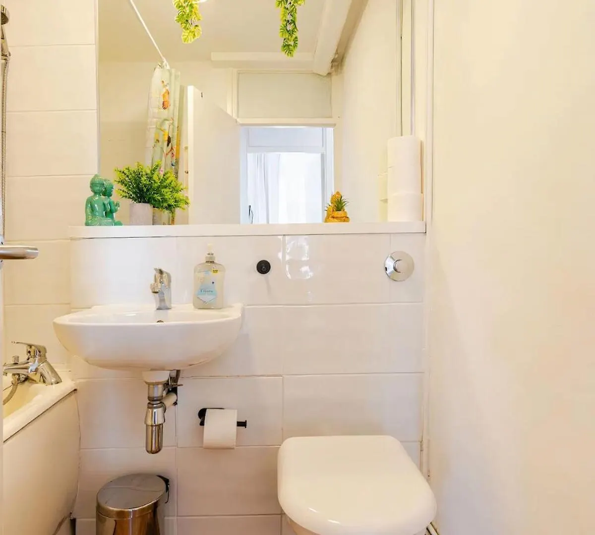 Rooftop Apartment By Keyhol Holidays London United Kingdom