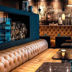Hotel One London-tower Hill, Londra