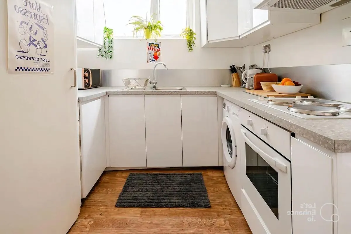 Rooftop Apartment By Keyhol Holidays London United Kingdom